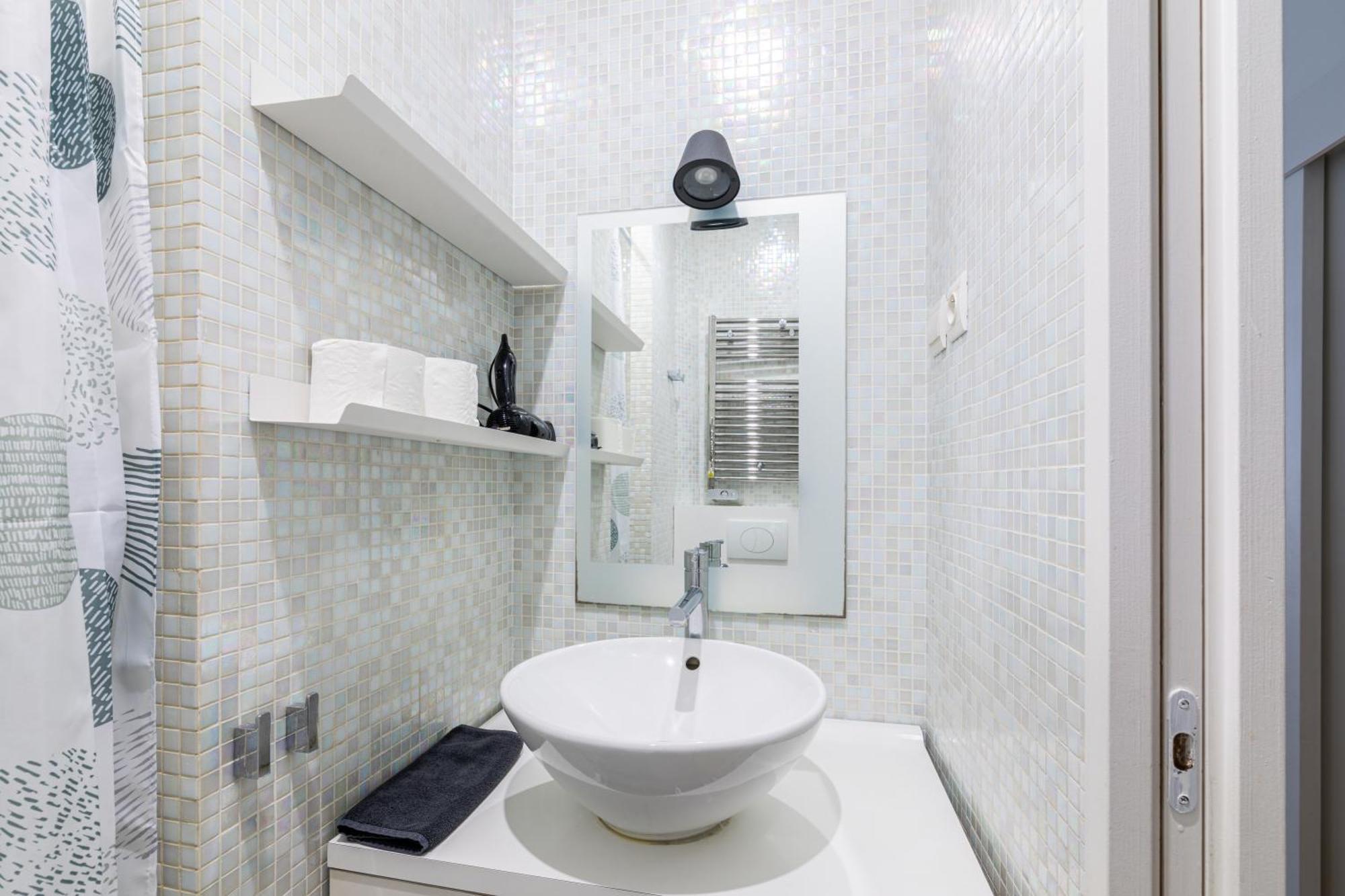 Luxurious 1 Bedroom Republique Vinaigriers Free Netflix Paris Bagian luar foto