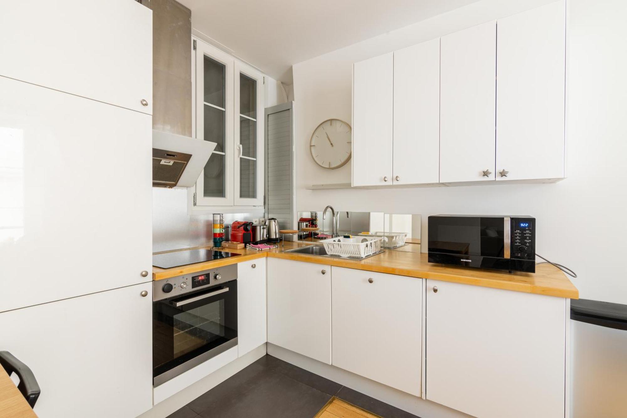 Luxurious 1 Bedroom Republique Vinaigriers Free Netflix Paris Bagian luar foto